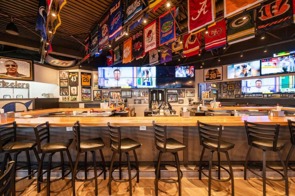 Oscar's Food & Spirits sports bar North Myrtle Beach