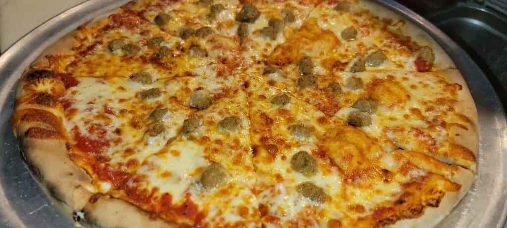 Pizza and beer at Putters Pub Barefoot Resort North Myrtle Beach